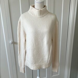 J.Crew Cozy Cream Turtleneck Sweater Large